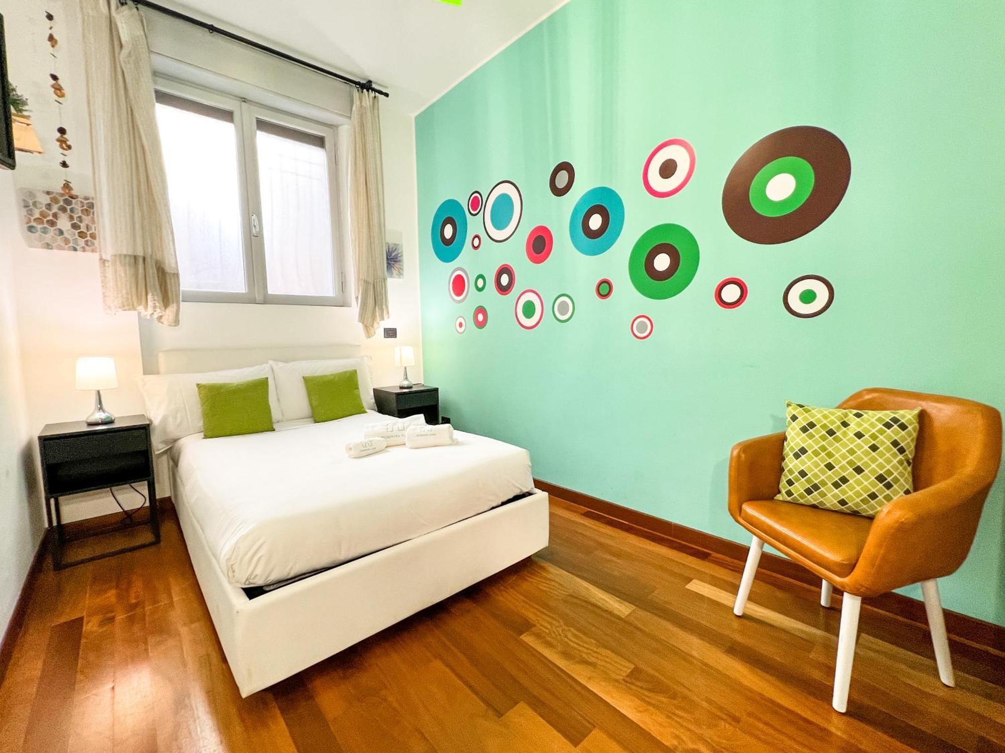 Unique House - 3 Bedrooms & 2 Bathrooms With 4 Beds - 100 Meters To The Metro A Rome Exterior photo