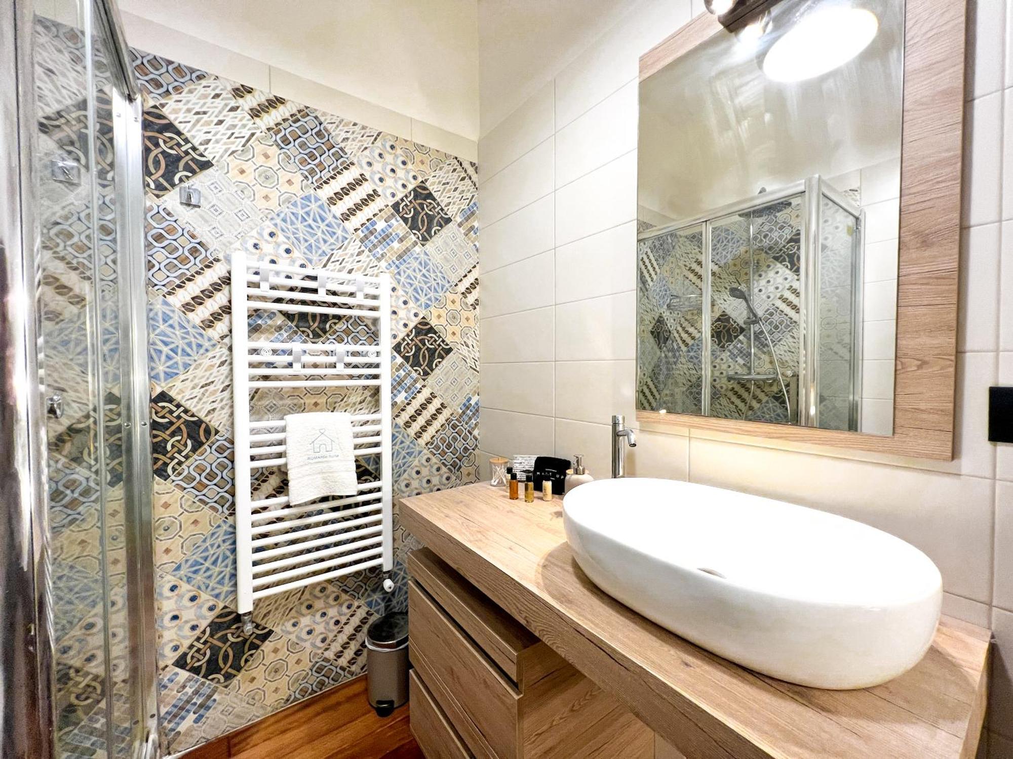 Unique House - 3 Bedrooms & 2 Bathrooms With 4 Beds - 100 Meters To The Metro A Rome Exterior photo