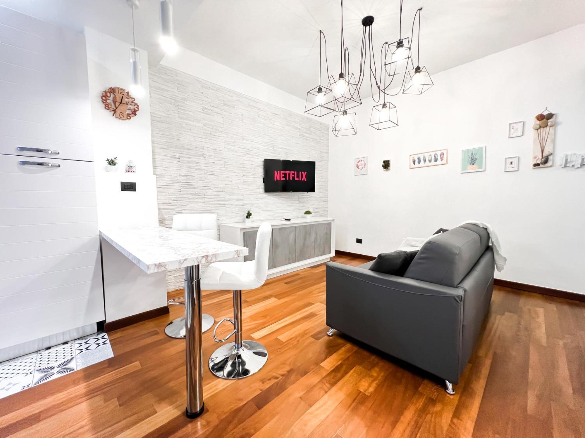 Unique House - 3 Bedrooms & 2 Bathrooms With 4 Beds - 100 Meters To The Metro A Rome Exterior photo